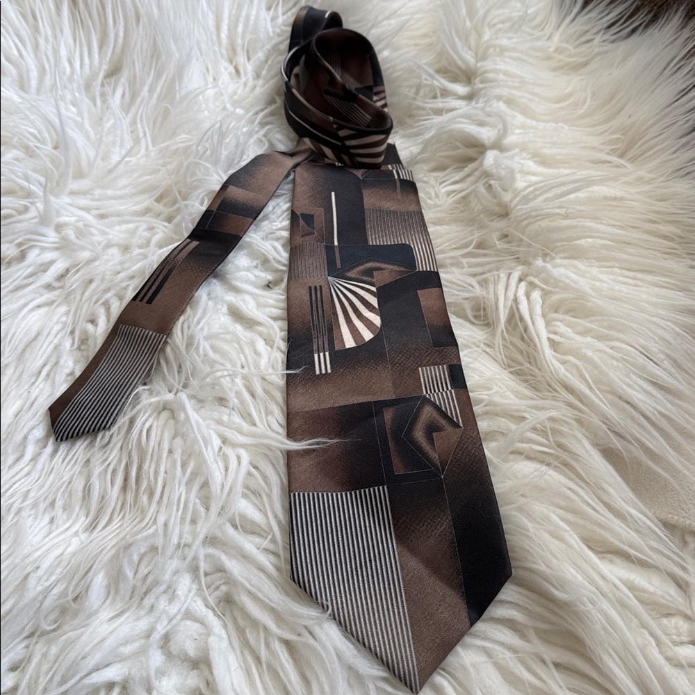 Turquoise Box - Puritan Geometric Brown and Black Tie - Picture 6 of 6